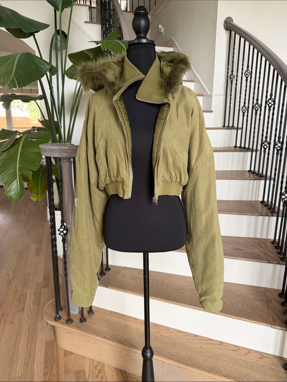 Fashion Nova Olive Green Cropped Bomber Jacket with Faux Fur Hood (M)
